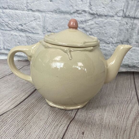 Teapot set w/leaves & grapes teapot sugar & creamer bowl ivory & pink - Picture 7 of 11